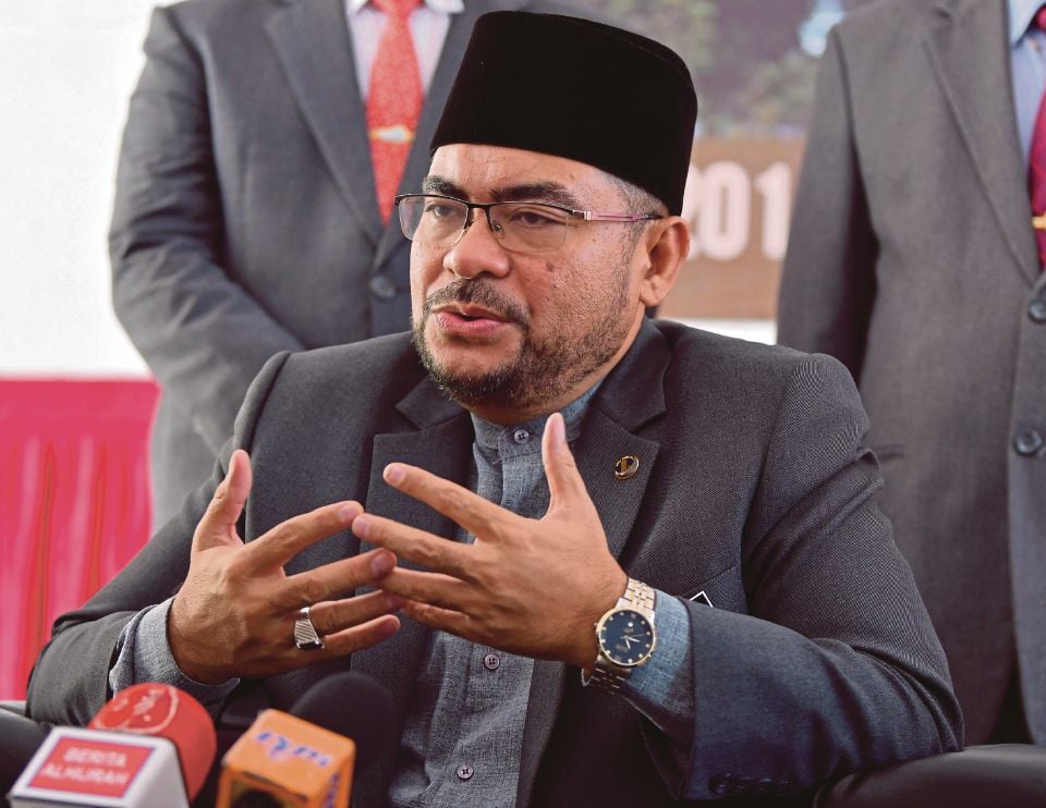 Amanah kesal isu dana syarikat arak kepada sekolah jadi fitnah politik sempit