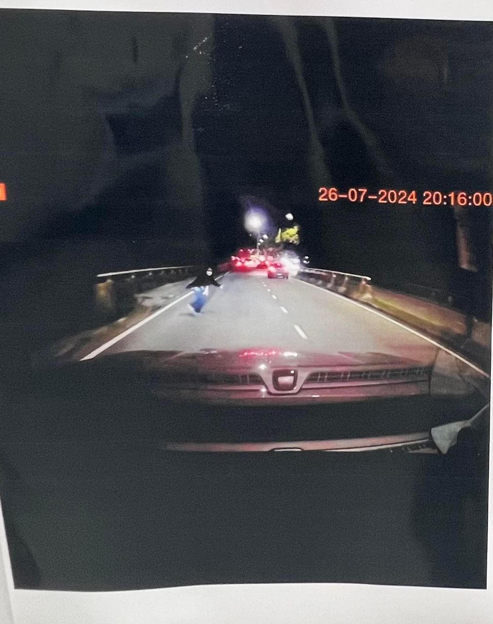 ‘Hantu’ peras ugut pengguna jalan raya diberkas polis