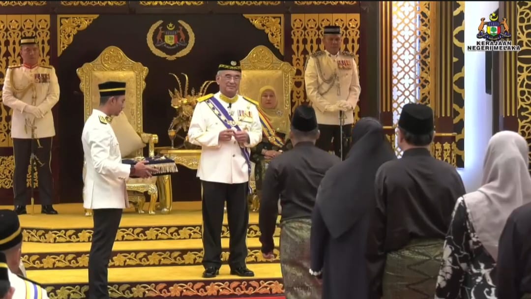 17 das tembakan pembuka Istiadat Penganugerahan TYT Melaka