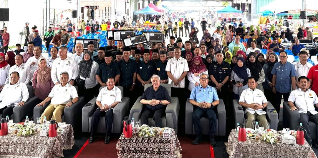 Ambil peluang majukan diri – Awang Tengah