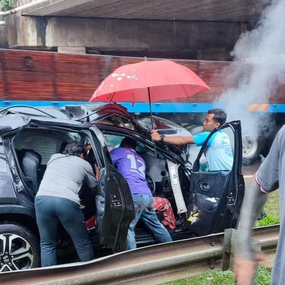 Suami bisik kalimah syahadah sebelum isteri meninggal dunia