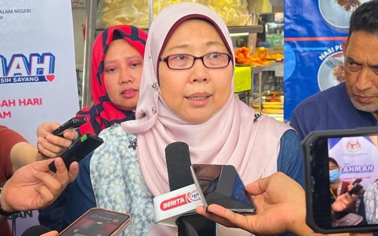 fuziah Salleh