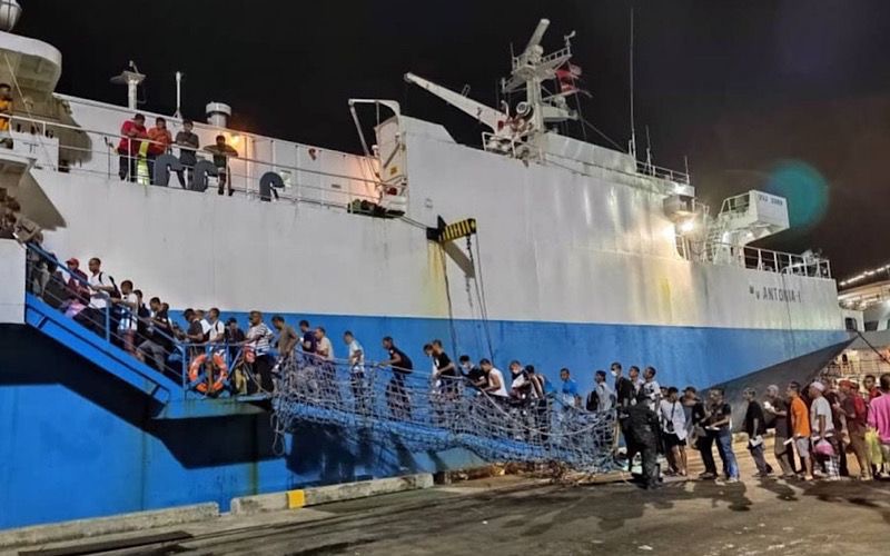 Imigresen Sabah hantar pulang 652 PATI Filipina