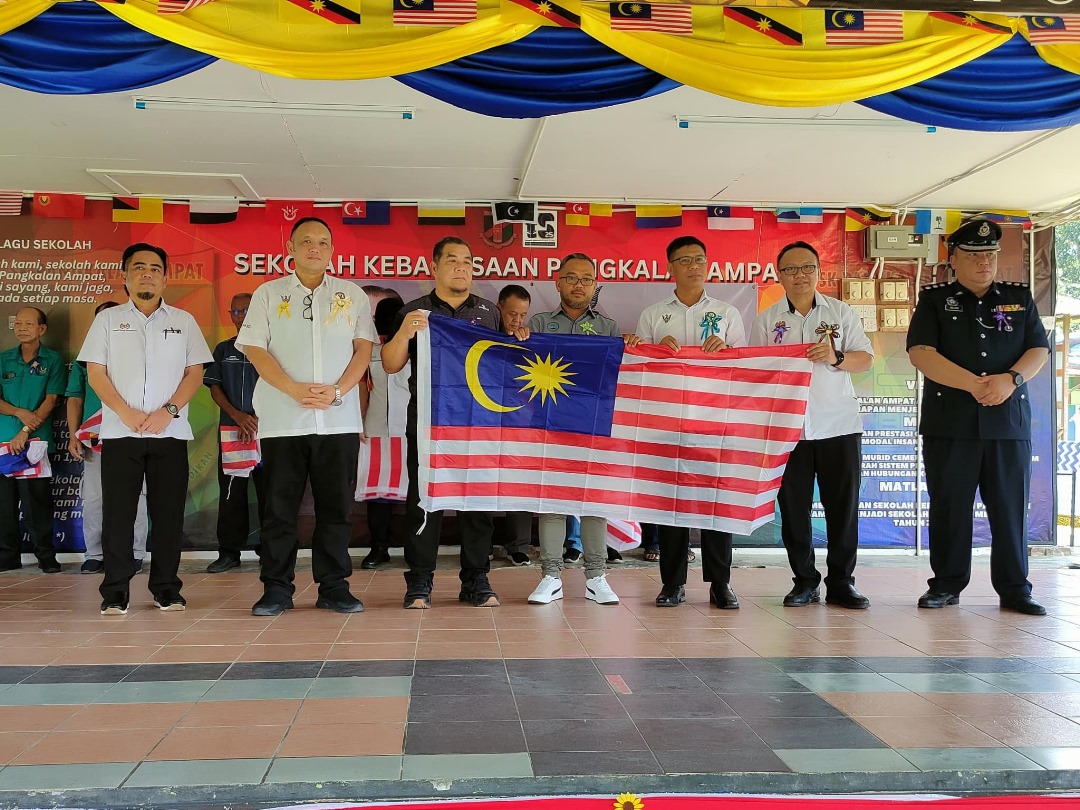 Sambutan Hari Kemerdekaan di Padawan semarak semangat cintakan negara