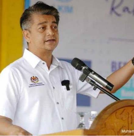 Pemuda Pas buta undang-undang, Fadzil Noor pernah bela Anwar