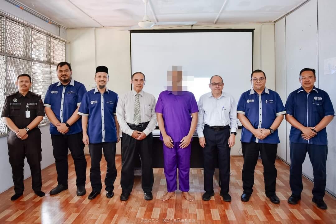 Tahanan Penjara Alor Setar lulus viva sarjana UUM