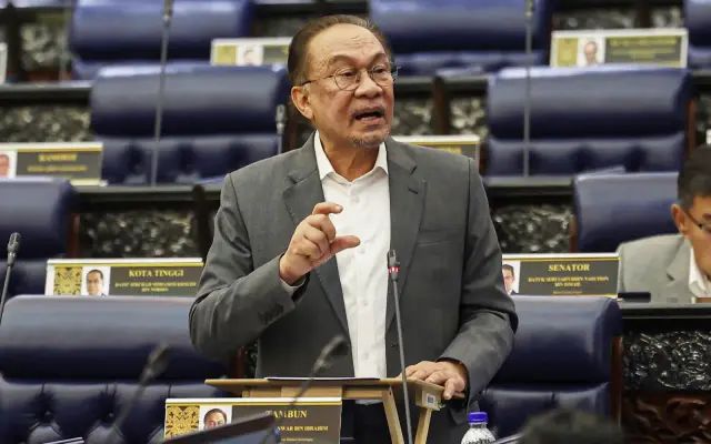 Anwar fokus angkat lantai masyarakat tanpa terikat ekuiti kaum, elak jurang ketara maha kaya Melayu dan miskin