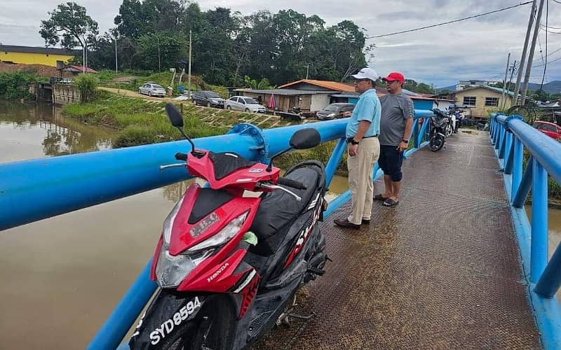 Mustapha lawat kawasan terjejas banjir di Sepanggar