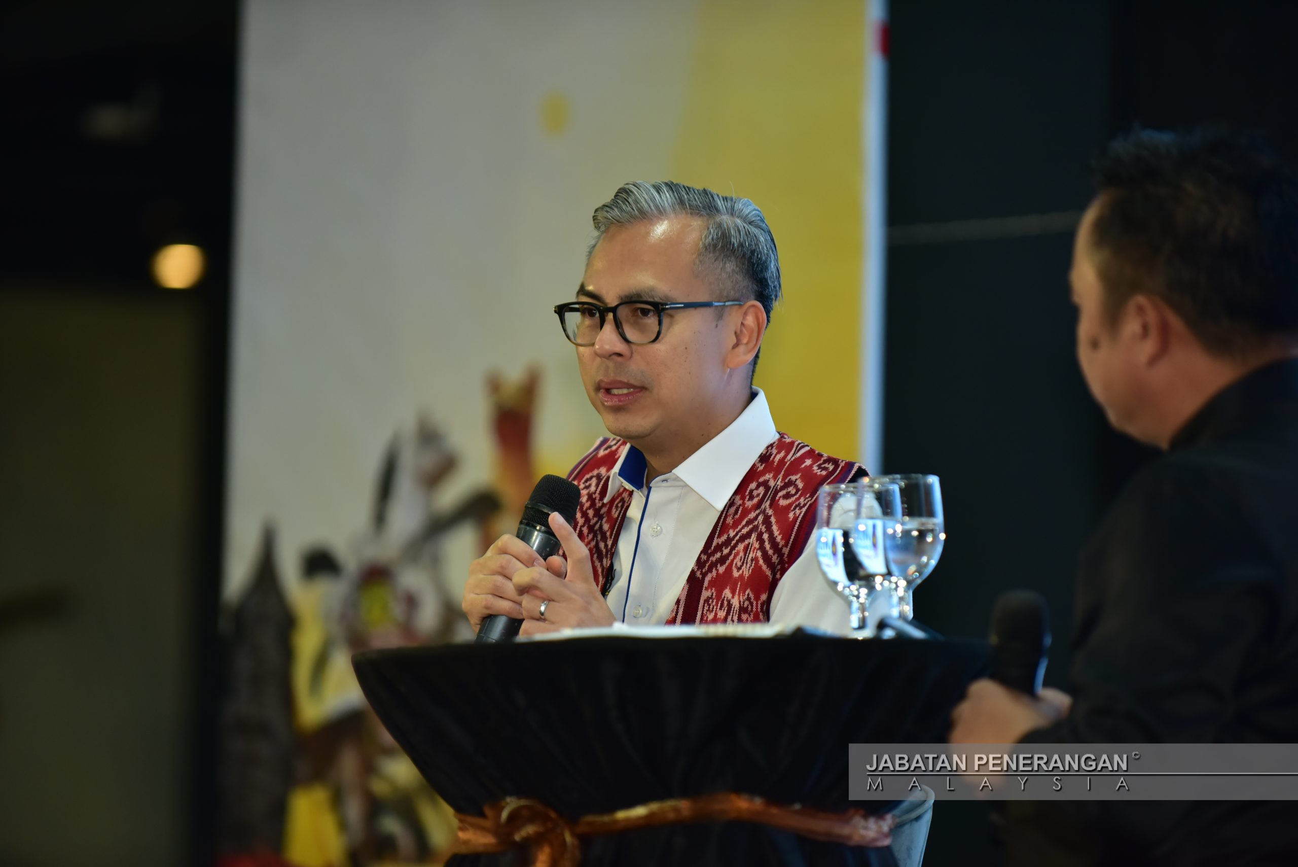 Hubungan Persekutuan, Sarawak berada tahap  baik – Fahmi Fadzil