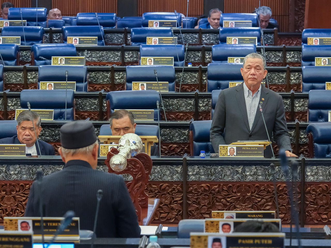 Peruntukan pembangkang: Boleh datang runding secara individu – Fadillah