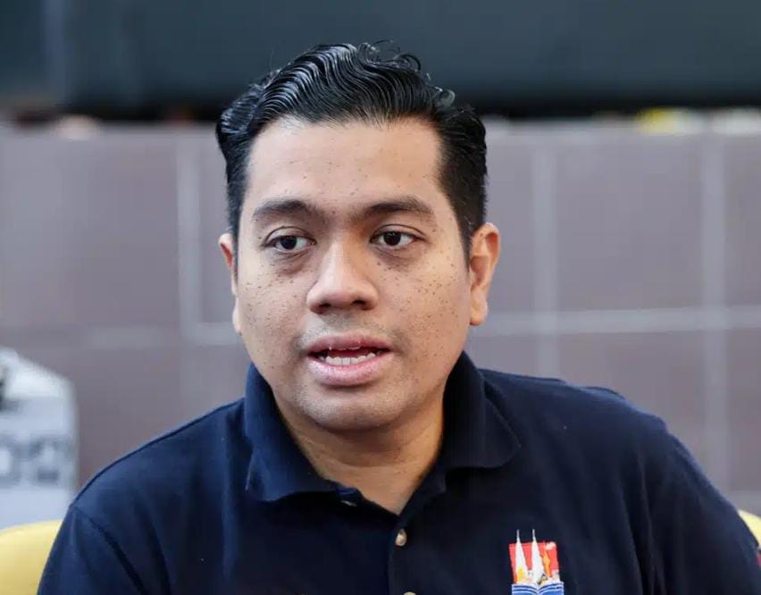 2,100 mahasiswa B40 di Selangor nikmati laptop percuma Sepintas