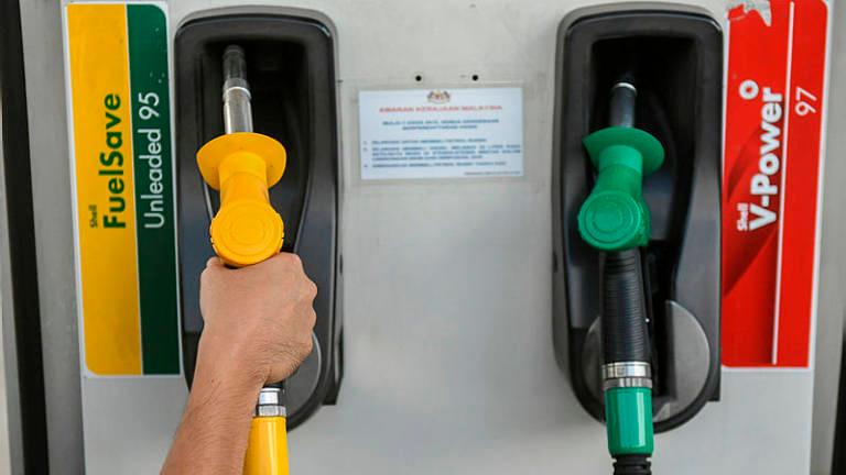 Kerajaan guna kad pengenalan laksana penyasaran subsidi RON95