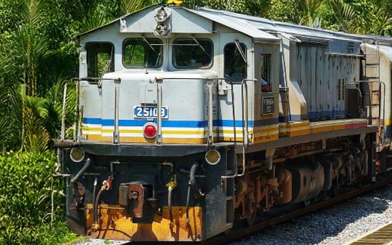Operasi tren KTM Pantai Timur terjejas akibat banjir