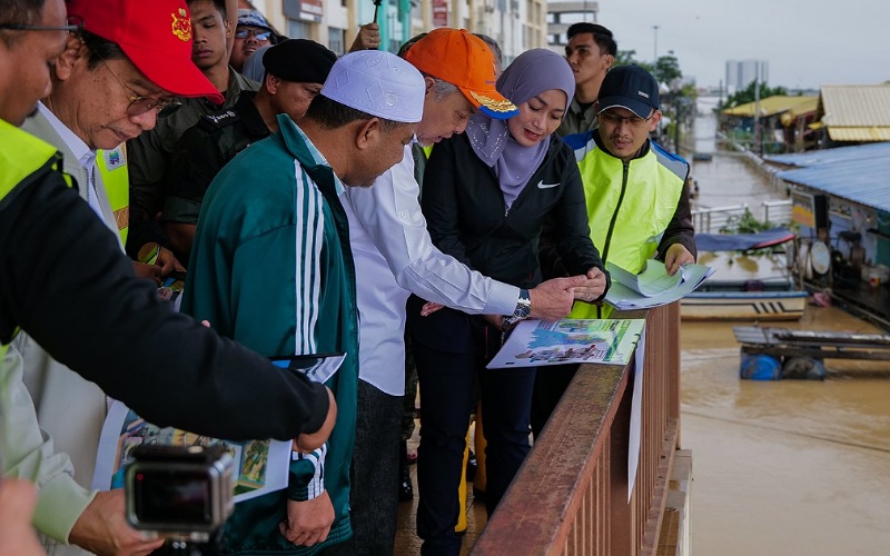 ATM guna trak bawa calon SPM dari kawasan pedalaman