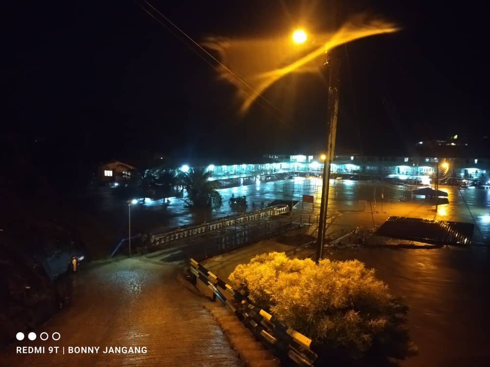 Banjir, tanah runtuh jejas Kapit