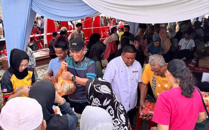 Hampir 3,000 pembeli serbu Jualan Termurah Madani Port Dickson