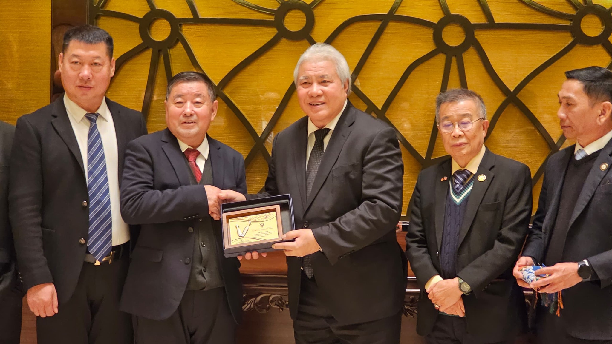 Loji petrokimia bakal dibangun di Sarawak