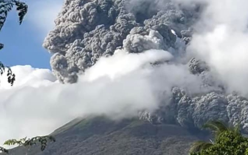 Lebih 45,000 pindah lepas Gunung Berapi Kanlaon meletus