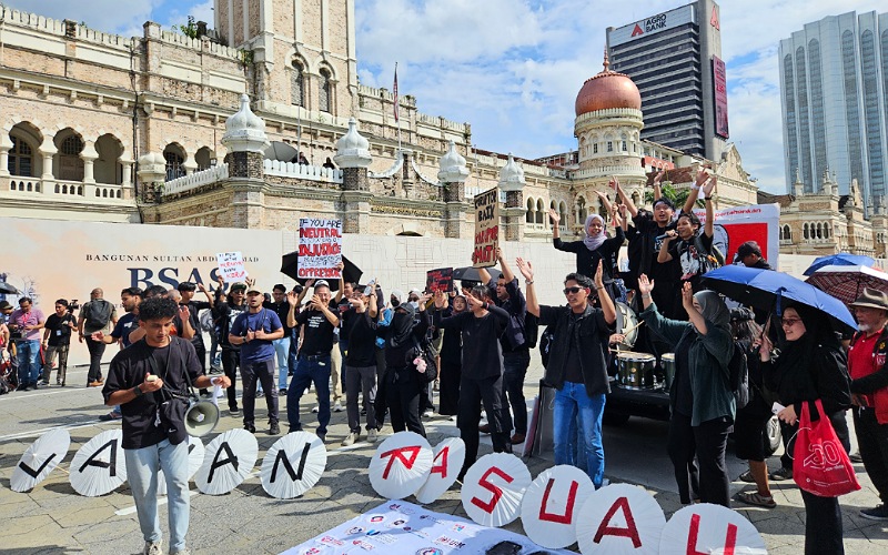 Himpunan Rakyat Benci Rasuah cipta persepsi negatif kepada pelancong,  berdegil tak beredar dari Dataran Merdeka