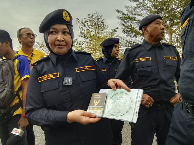 JPJ Perlis kutip RM122,000 tunggakan saman pemandu Thailand
