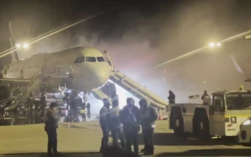 Penumpang selamat, pesawat terbakar sebelum berlepas