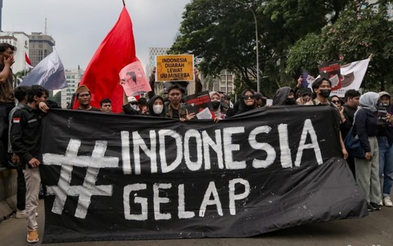 Demonstrasi Indonesia Gelap desak reformasi pentadbiran Prabowo