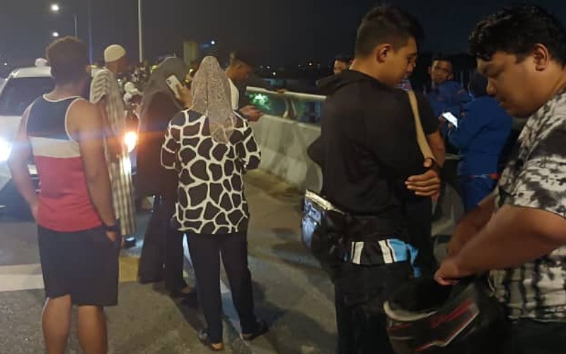 Operator kilang ‘terjun’ jambatan akibat putus cinta