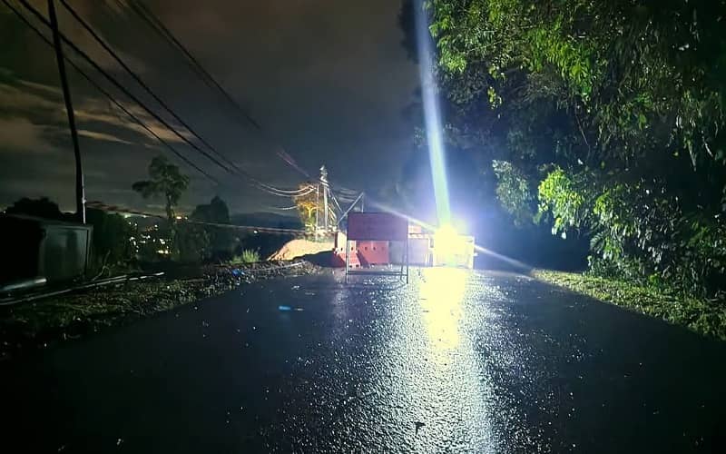 Jalan Tamparuli-Kiulu di KM2.45 ditutup