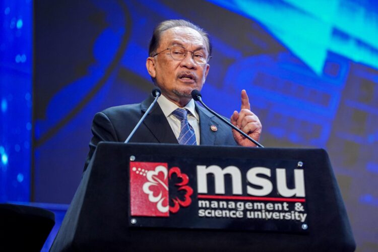 Pengajian AI di universiti seluruh negara akan diselaraskan oleh KPT – PM