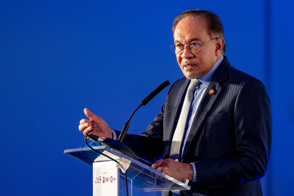 Sokongan terhadap PM Anwar meningkat kepada 55 peratus