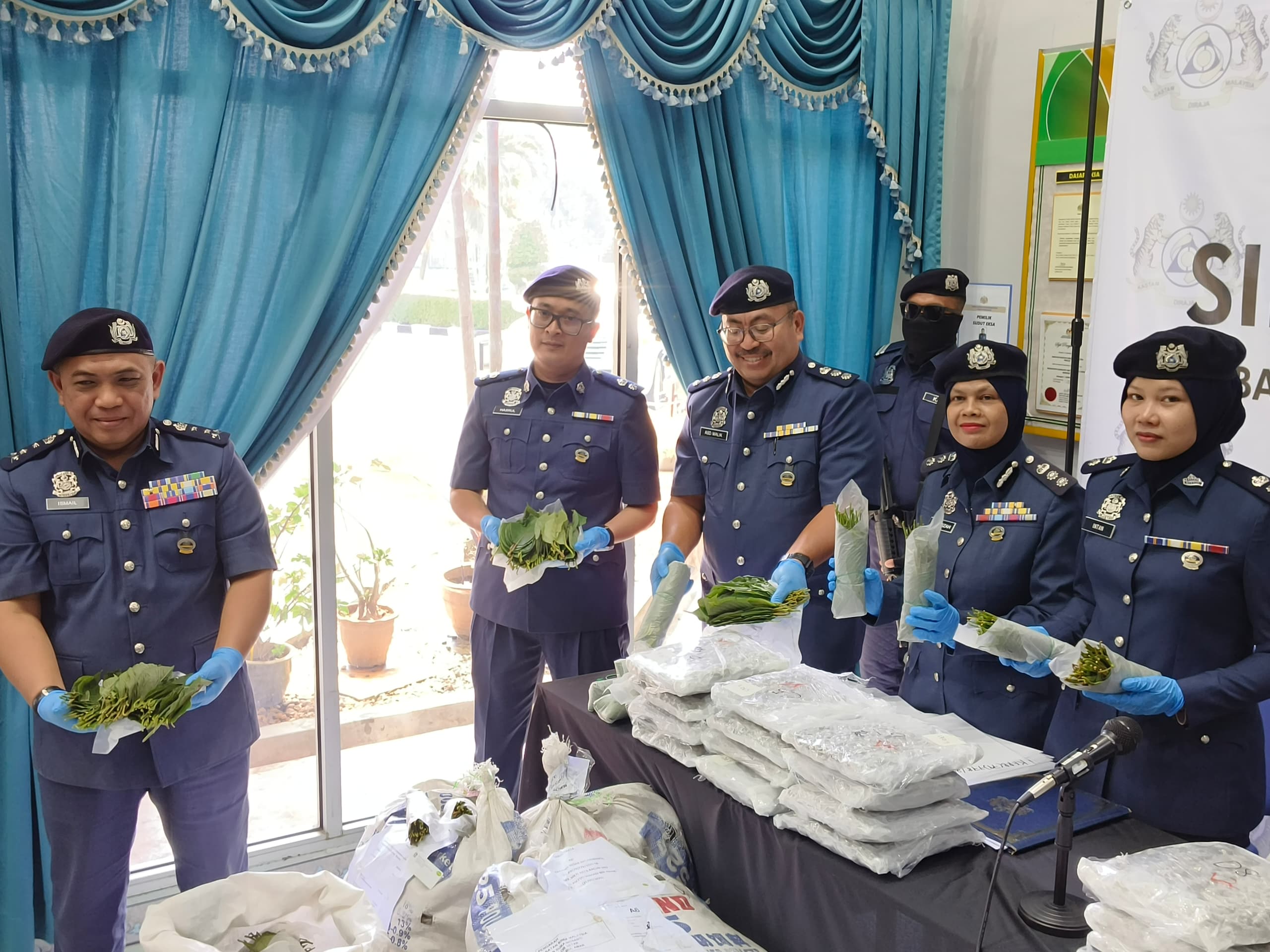 Kastam rampas 1.98 tan ketum di laluan keselamatan Malaysia-Thailand