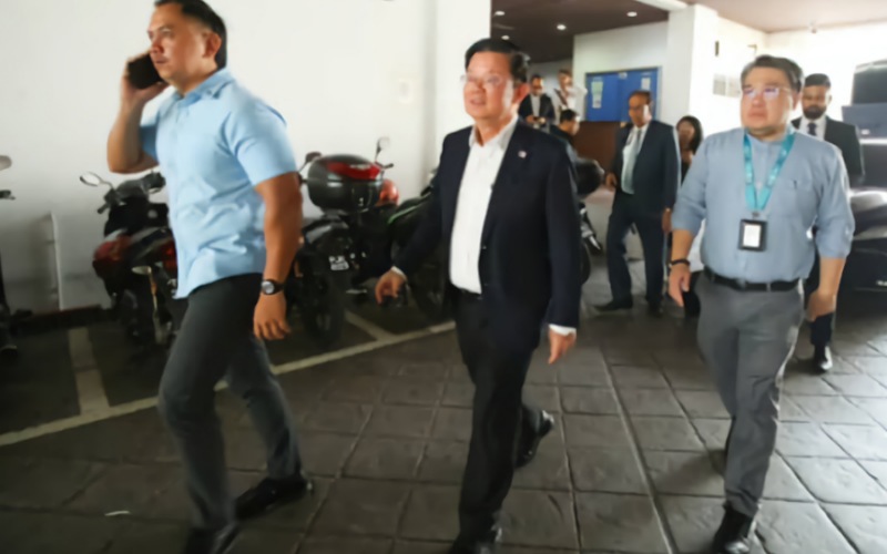 Proses mediasi saman fitnah antara Chow Kon Yeow, Ramasamy pada 2 Julai