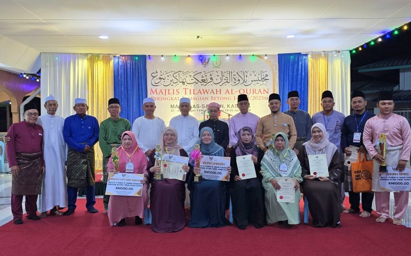 Hafiz, Hashimah johan Qari dan Qariah Tilawah Al-Quran Betong 2025