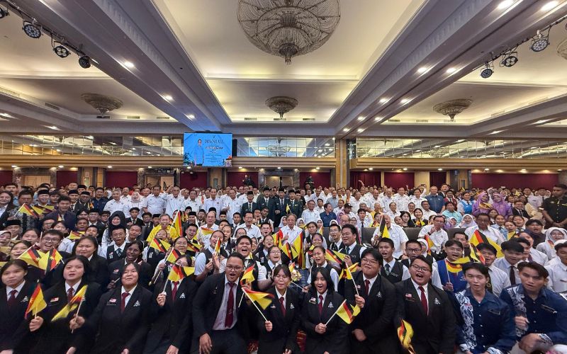 Premier Sarawak tekankan peranan belia pacu ekonomi digital, pembangunan negeri