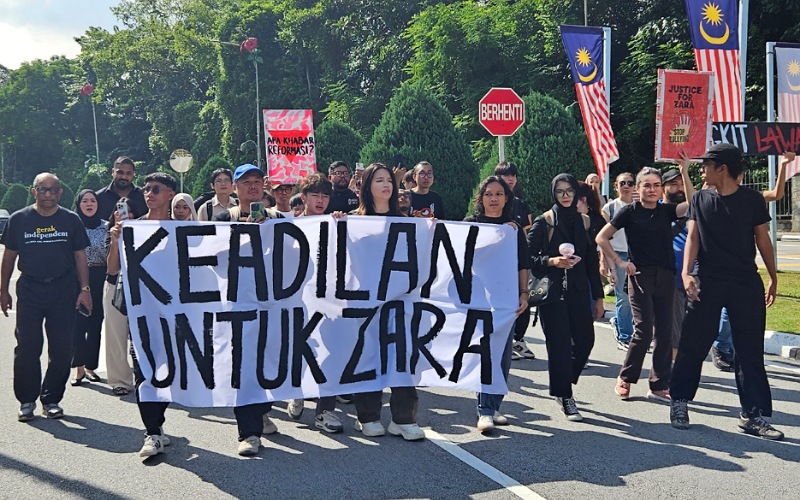 Mahasiswa berhimpun serah memorandum tuntut bela nasib Zara Qairana