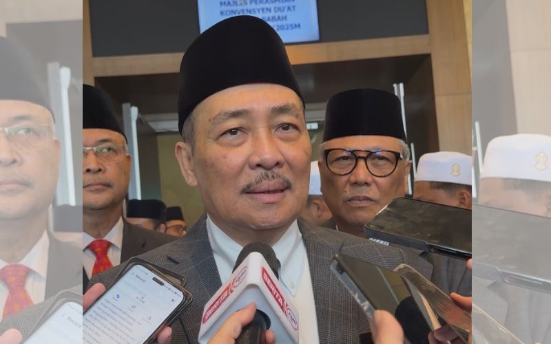 Sabah akan teliti semula penggunaan papan tanda ‘No Pork’