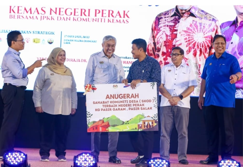 Asingkan isu politik dan perundangan – Ahmad Zahid