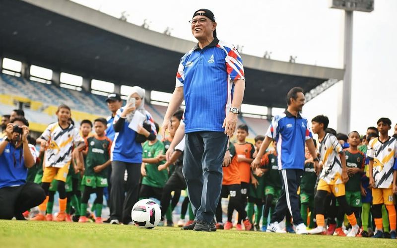 Padang Stadium Darul Makmur diiktiraf FIFA