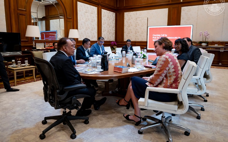 PMX, pakar ekonomi UK bincang strategi inovasi, transformasi