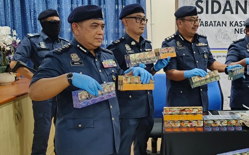 Sindiket guna setem duti palsu edar 49,400 batang rokok