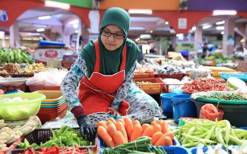 Tidak benar bekalan sayuran, bahan mentah alami kekurangan di pasaran – FAMA