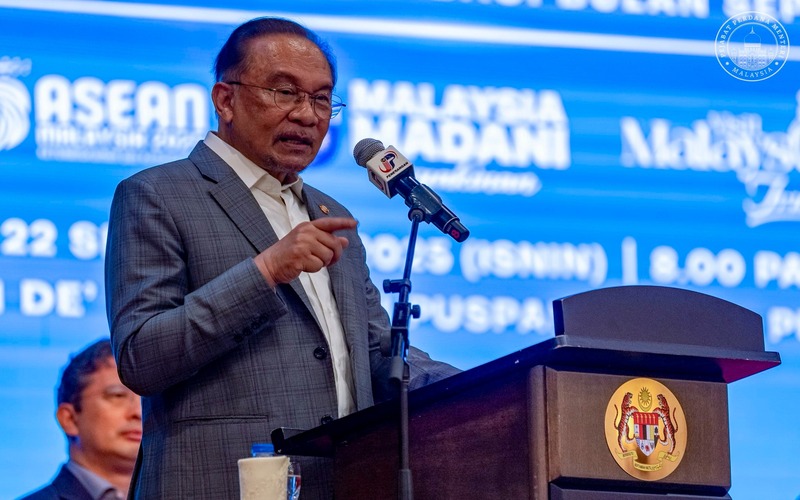 Hanya Malaysia berani turunkan harga minyak ketika ketidaktentuan ekonomi