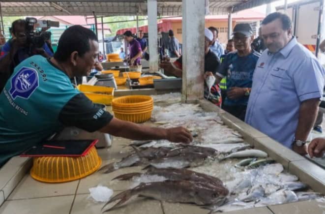Petrol subsidi RM1.99 seliter: Malaysia antara negara termurah di dunia