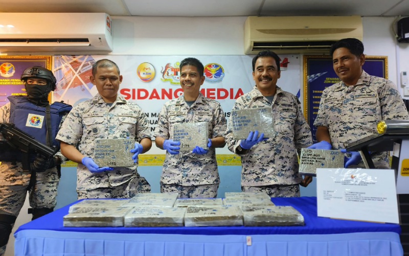 30,000 penagih ‘selamat’, ganja RM76,000 dicampak ke laut