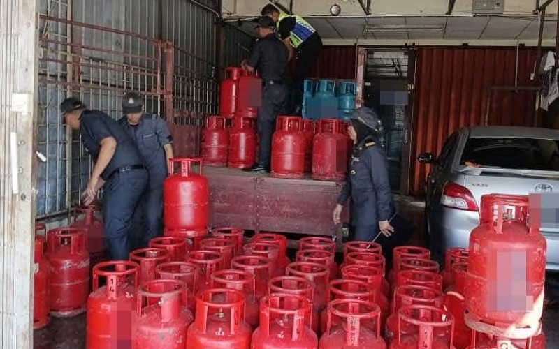 Taktik licik simpan gas bersubsidi terbongkar