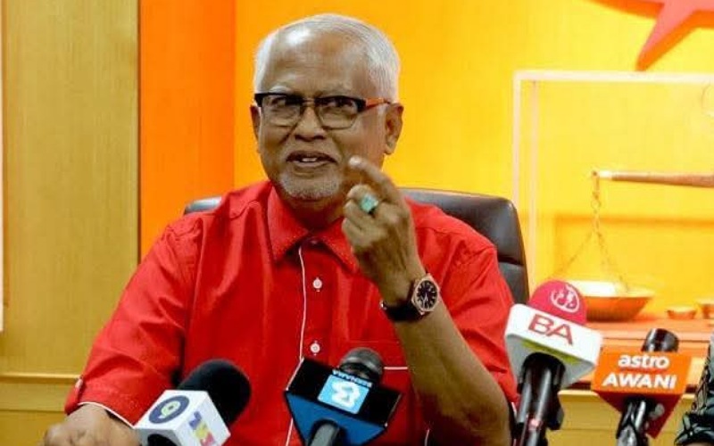 Bersatu bergolak, Pas sudah ambil haluan