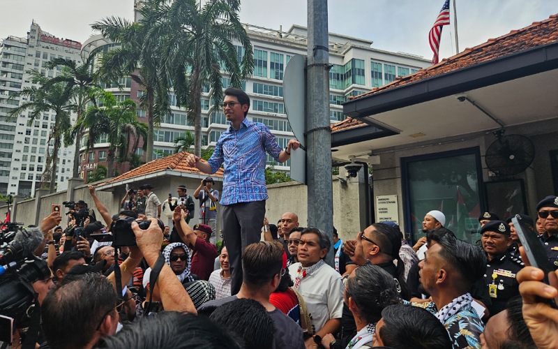 Memorandum dihantar namun Kedutaan AS layan macam sampah – Kamil Munim