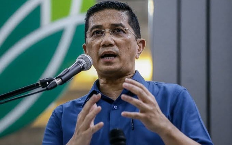 Azmin gagal fahami realiti ekonomi global, arah diplomasi Malaysia