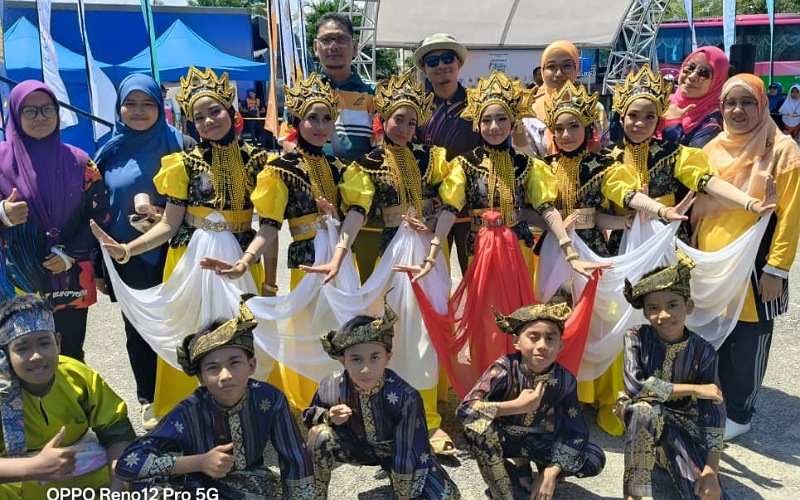 Pelajar SK Bukit Kuang persembah ulik mayang di penamat LTdL