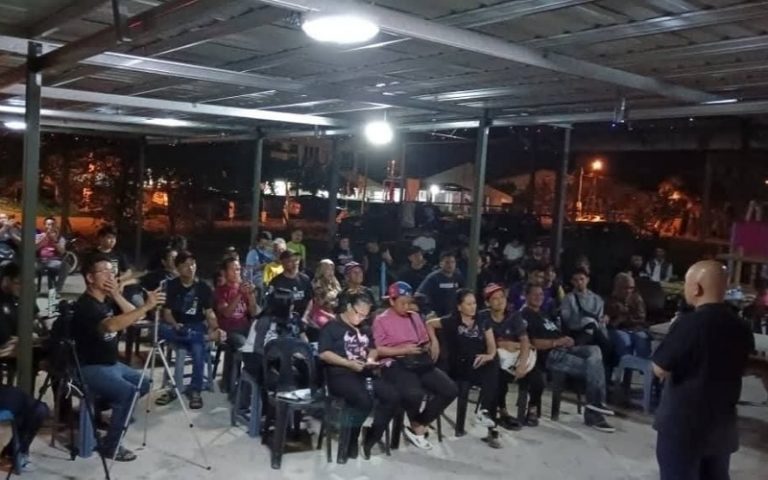 black wave calon bebas
